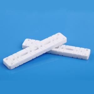 China Customized Ceramic Electrical Insulators RoHS Certification Anti Chemical factory