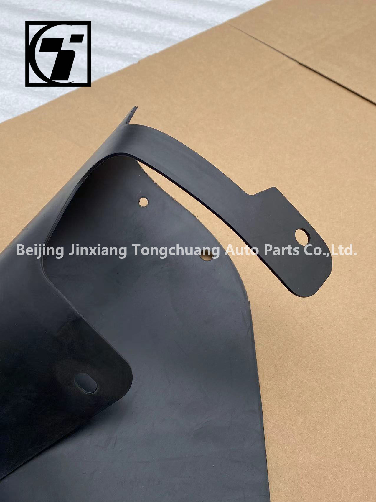 Foton Tuolu Sapu Anti-Splash Car Fenders Mud Shield Skirt P1543010010A0 P1543010011A0