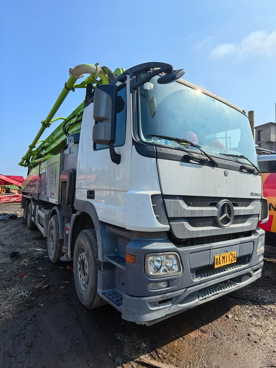 2019 Zoomlion 63m Super Long Boom Truck Pump Concrete Pump on Mercedes-Benz Truck Sale at Competitive Price