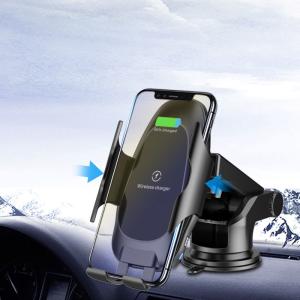 China Auto Clamping 10W Car Cellphone Wireless Charger With Suction Cups factory