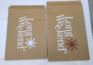 China Eco Friendly Kraft Paper Bags , Recycable Brown Paper Envelopes 2 PMS Silk Screen factory