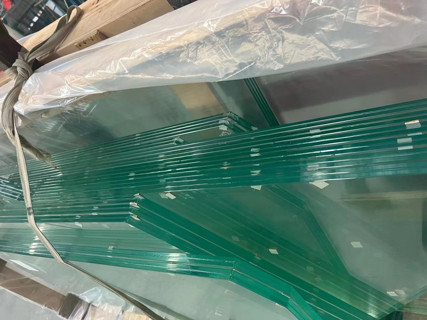 Fameless Laminated Toughened Glass Safty Stair Glass Security Balustrades Balcony Railing