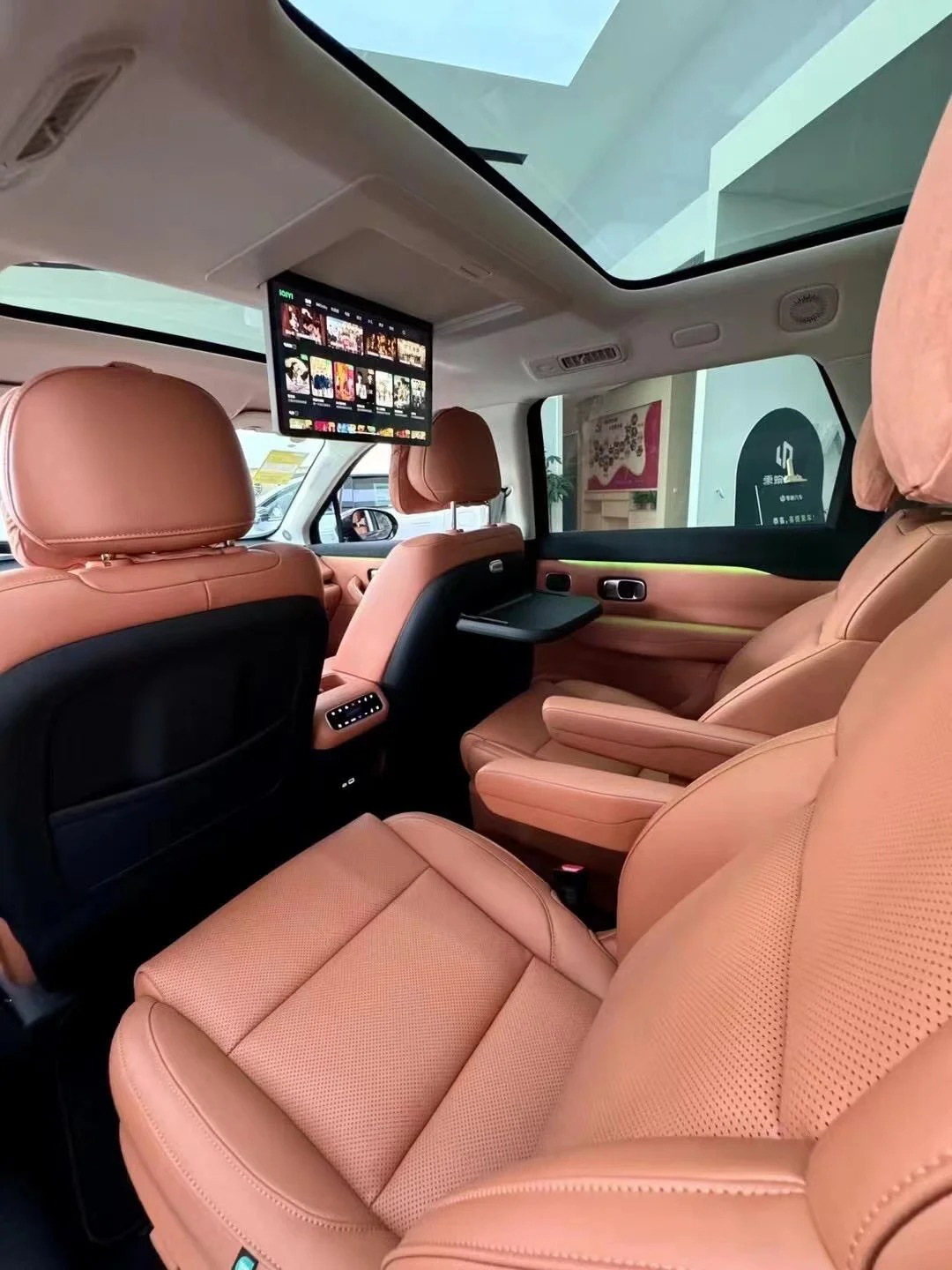Leapmotor C16 EV Energy Vehicle Maximum Power 215 292Ps Fuel Electric Power 520km 5 Door 6 Seater Large SUV Hybrid EV Car