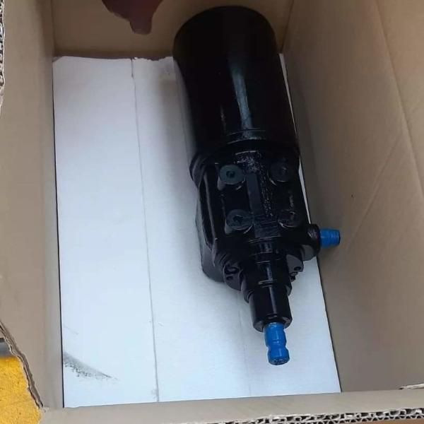Komatsu 561-40-83300 Steering Valve HD785 Control Valve Mining Parts Komatsu