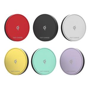 China Super Mini Qi Wireless Charging Pad For Airpods 10W Fast Charge factory