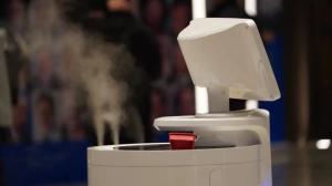 China Automatic UV and Spraying Disinfection AI Sterilizer Robot could OEM factory