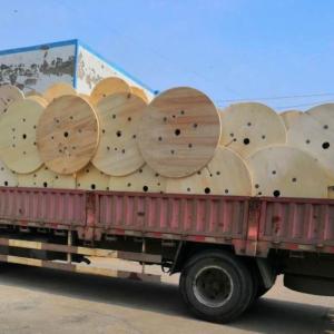 Round Large Wood Cable Spool Diameter 1400mm Wooden Wire Reel