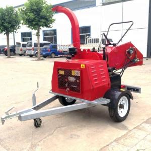 China DWC40 Hydraulic Diesel Wood Chipper 40HP 40mm Chips Cutting factory