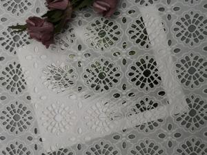 China Eyelet Mesh Laser Cutting Cotton Fabric For Female Dress factory