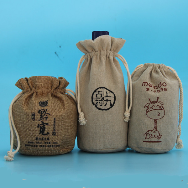 Anti Theft Hessian Drawstring Bags , Natural Color Small Jute Bags For Girl