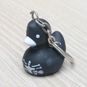 China Black Vinyl Skeleton Duck Rubber Duck Keychain Party Favors Gift For Home Key factory