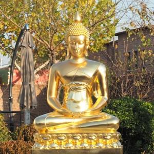 China Gilded Bronze Buddha Sculpture outdoor Bronze Buddha Garden Statue For Public Worship factory