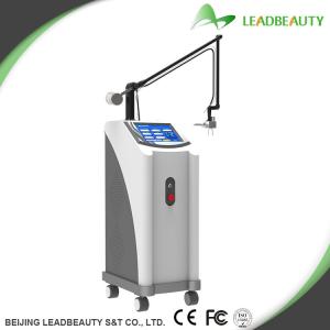 China Fractional CO2 Laser For Acne Treatment Vagina Tightening Beauty Machine factory