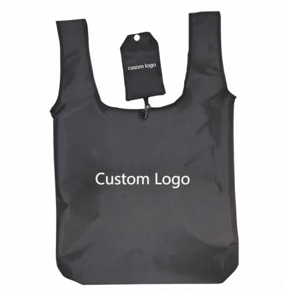 Customized Fold Away Grocery Bag Polyester Strawberry Folding Bag Environmental
