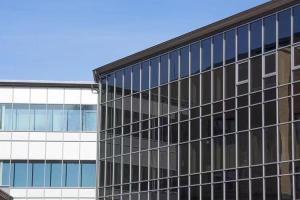 China Customizable Glass Curtain Wall with Soundproofing and Energy Saving Features factory