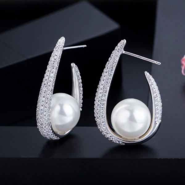 Luxury Pearl Earrings Micro-inlay CZ Earring Pendant Fashion Women Pearl Earring