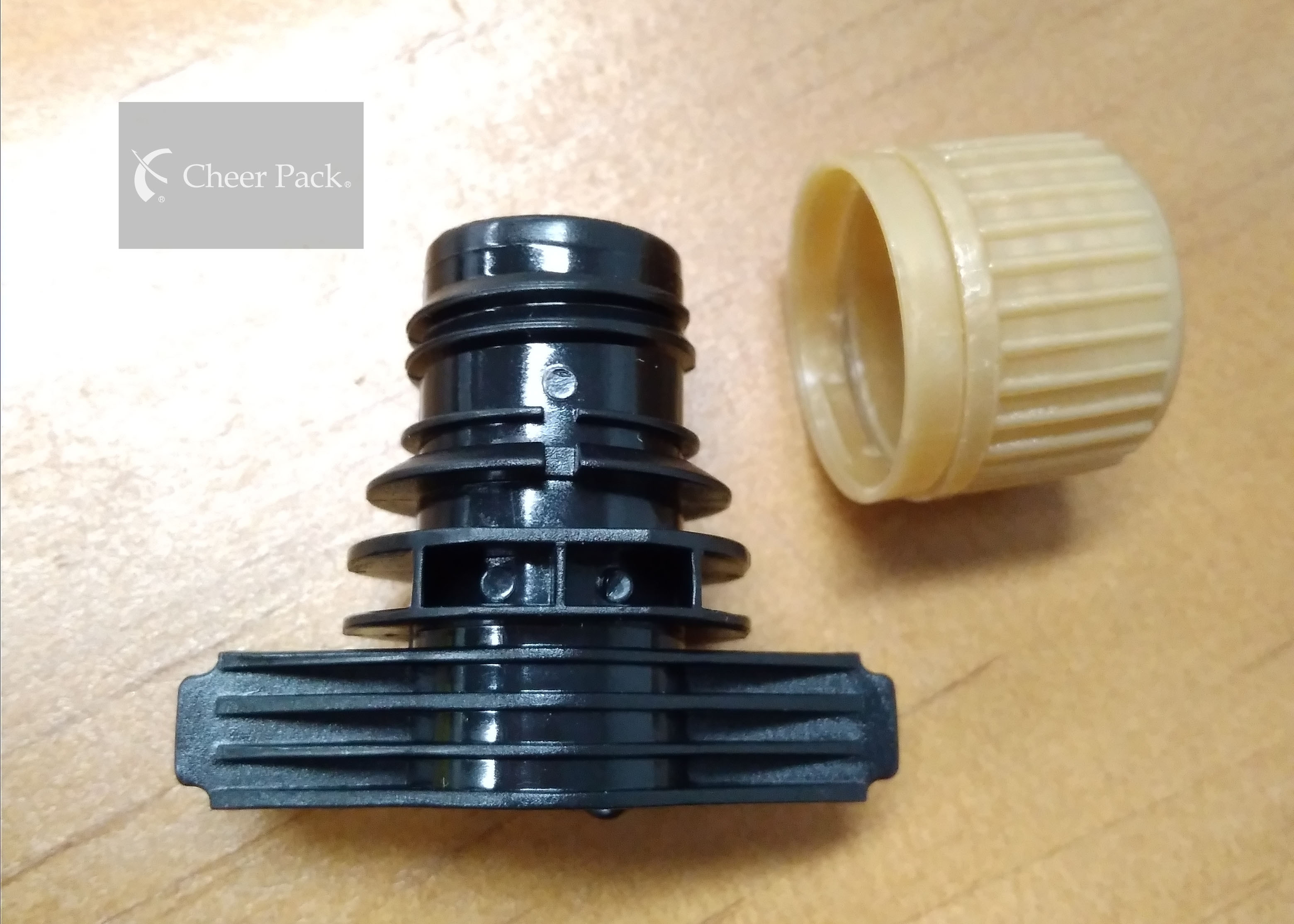 Food Grade Polyethylene Pour Spout Caps Outer Diameter 17 Millimeter