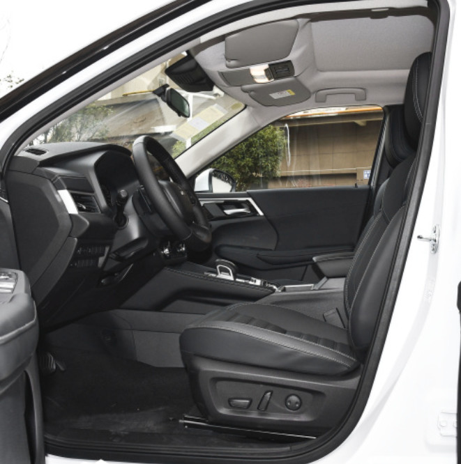 Mitsubishi Outlander 2023 1.5t Cvt 2WD Exclusive Version Compact Car 5 Seats
