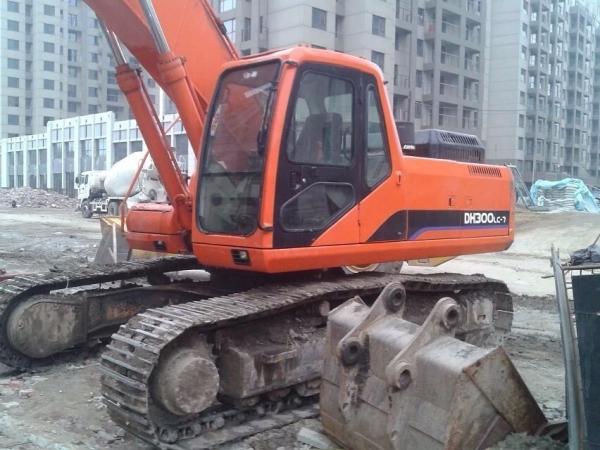 2010 used doosan 30 ton excavator DH300LC-7 very good performance also DH225LC-7