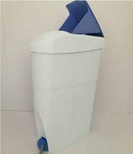 China 20L Pedal Sanitary Bin , ABS Feminine Hygiene Trash Cans factory