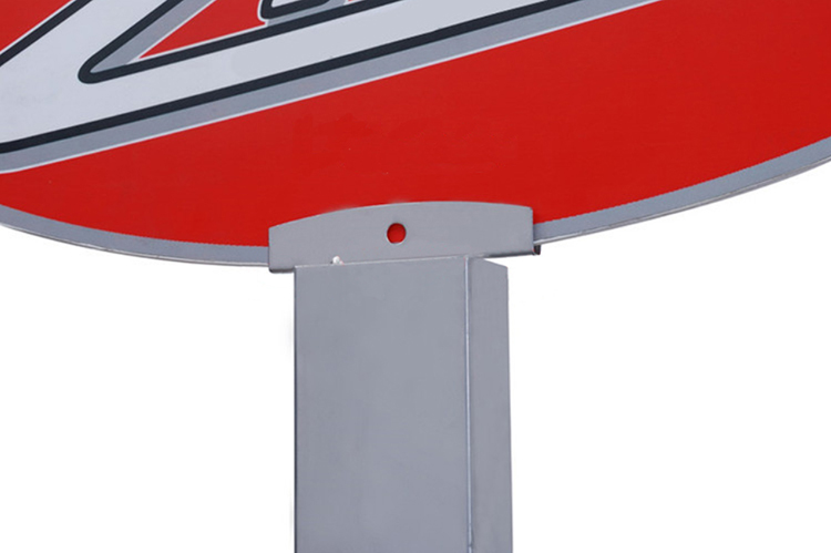 Demountable Clothing Display Racks Football Helmet Display Stand Metal For Stores