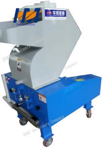 China Waste Plastic Bottle Shredder Machine Flake Type Blade High Output Capacity factory