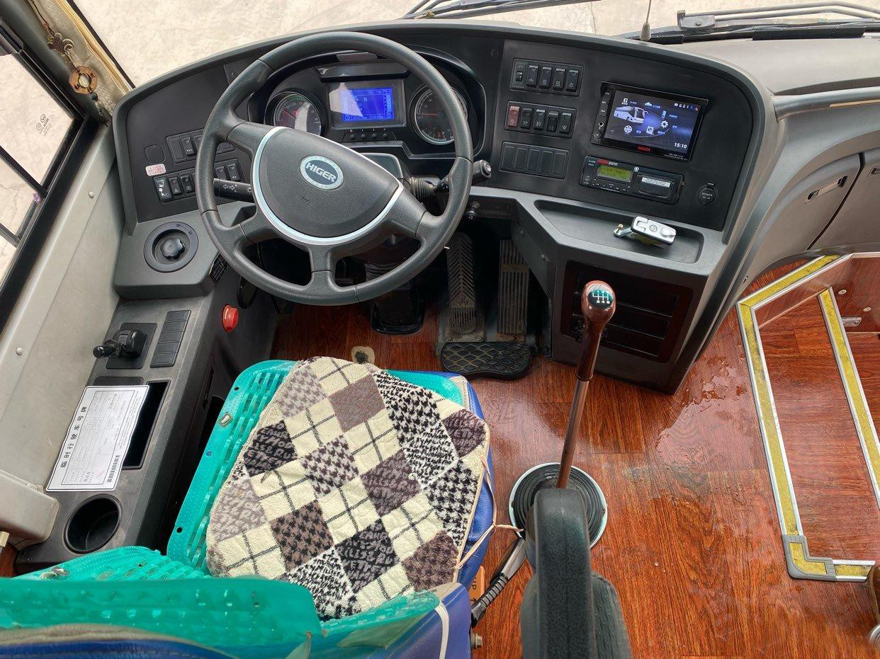 Luxury Coach Bus Second Hand Kinglong Bus Used City Travelling Bus For Sale RHD LHD