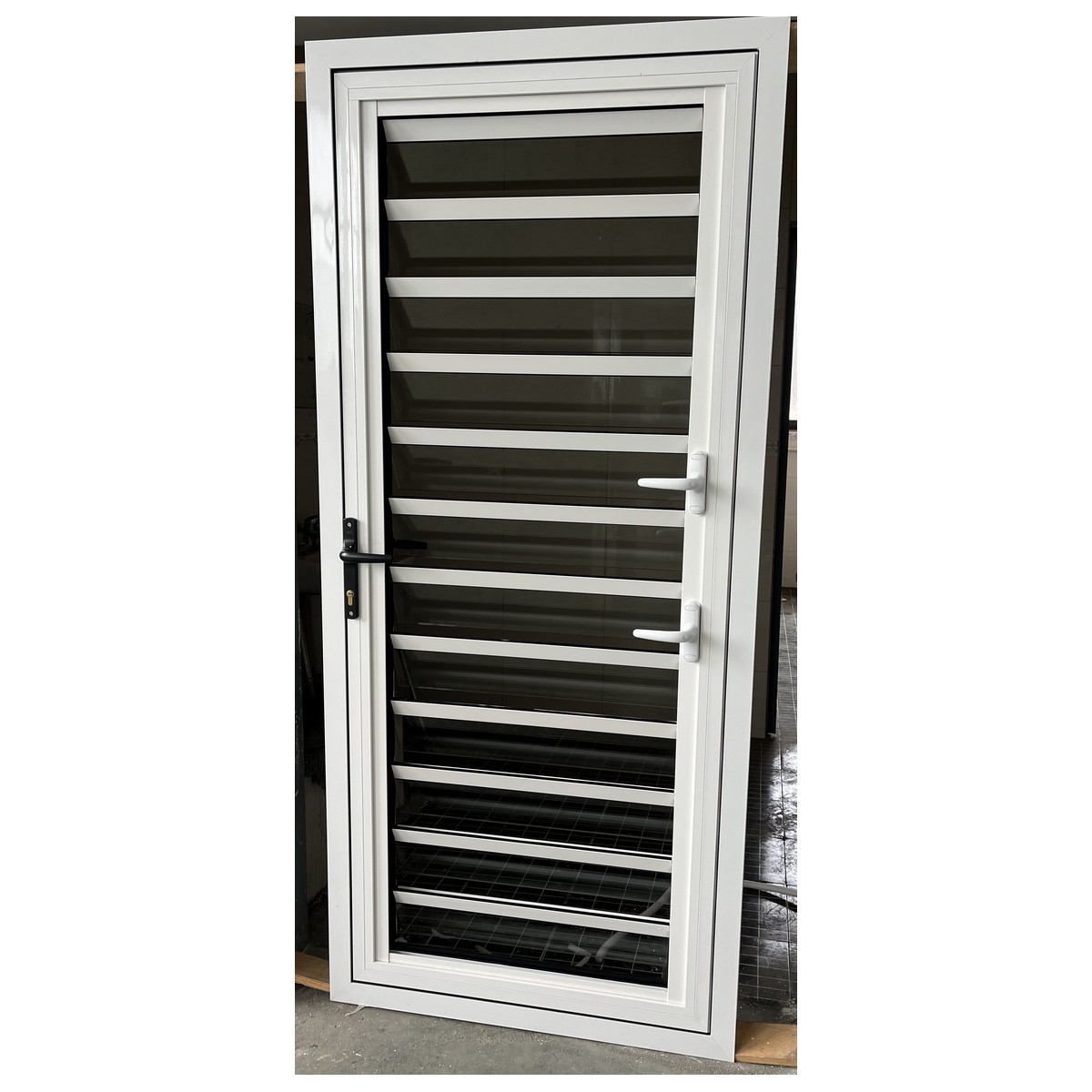 Modern High Quality Aluminum Louver Casement Glass Shutters Bathroom Window Fiberglass Screen Door High Design Other Door