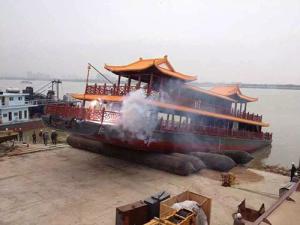 China Convenient Flexible Durable Marine Rubber Airbag 1.0m To 3.0m Dia factory