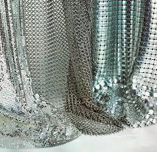 China Silver / Golden Wire Mesh Curtain Aluminum Metallic Sequined Fabrics Multi Shape factory