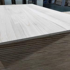 China Natural Color Multi-Layer Solid Wood Panels Three Layer Paulownia Board for Doors factory