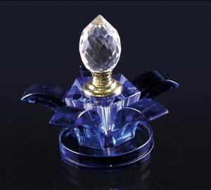 China Elegant Crystal Perfume Bottle factory