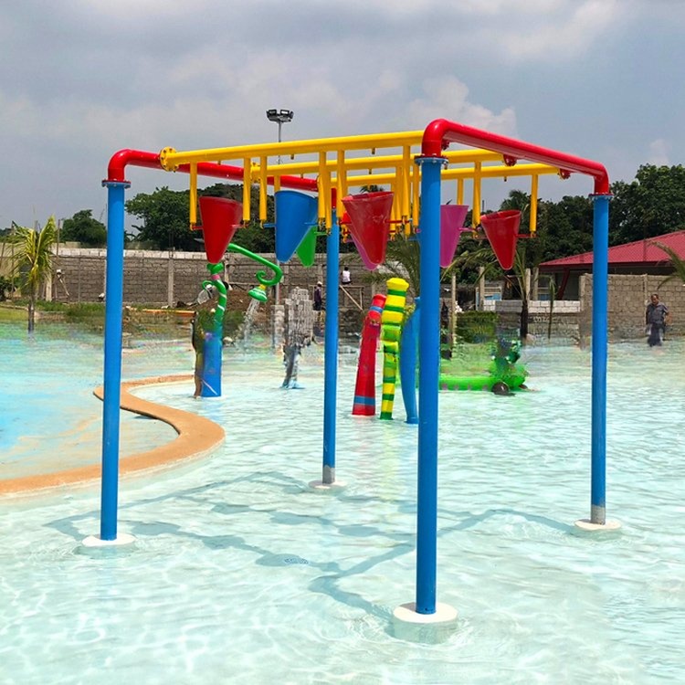 Flower Spray Shower Fiberglass Water Park Equipment