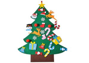 China Custom Wall Hanging Felt Christmas Decorations With 26pcs Detachable Christmas Ornaments factory