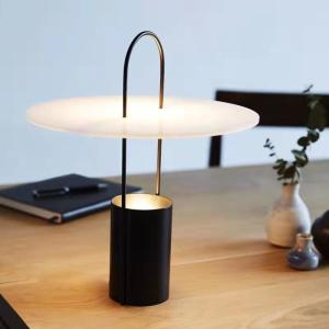 China Nordic simple table lamp LED lamps bedroom living room hotel decoration table light factory
