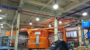 China Energy Efficient 3 Arm Small Rotomolding Machine Easy Operation factory
