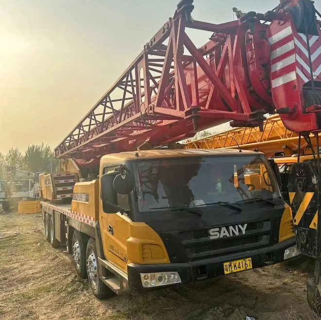 Red SANY 50 Ton Mobile Used Sany Telescopic Arm Truck Crane SANY STC50 In Good Condition