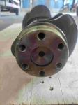6136-31-1110 Komatsu Engine Crankshaft 6d105 Material Cast Quenching Treatment