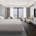 Custom Walnut Wood Finish Hotel Bedroom Furniture King Guest Room Layout Full