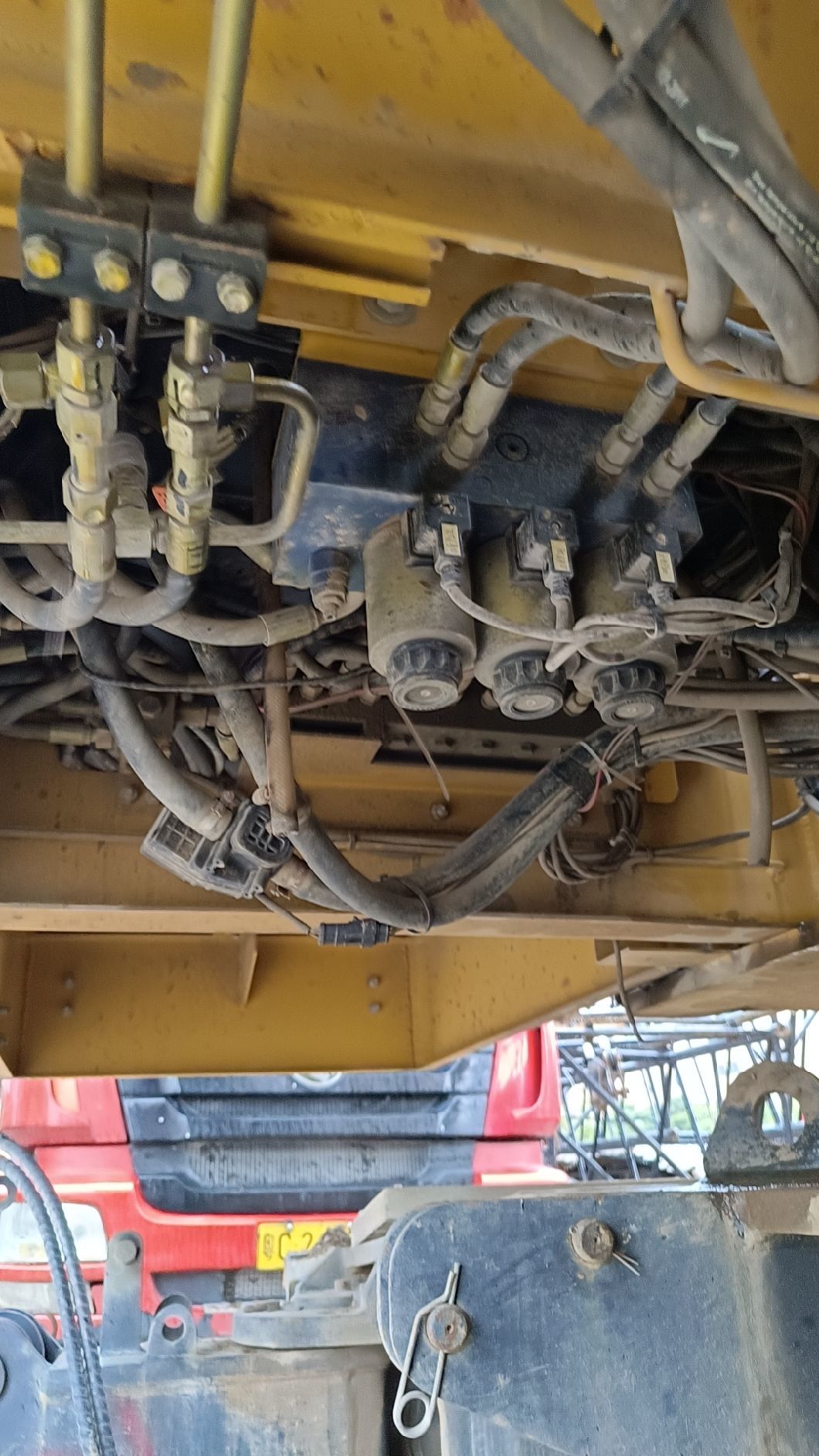 The Used Xg 100 Ton Crawler Crane Is Sold at an Affordable Price