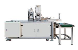 China 220V Automatic Non Woven Face Mask Making Machine With Long Service Life factory