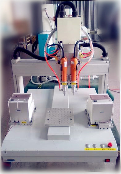 China Benchtop Automatic Screw Driving Machine Single Station Adsorption DSP Control High Precision factory