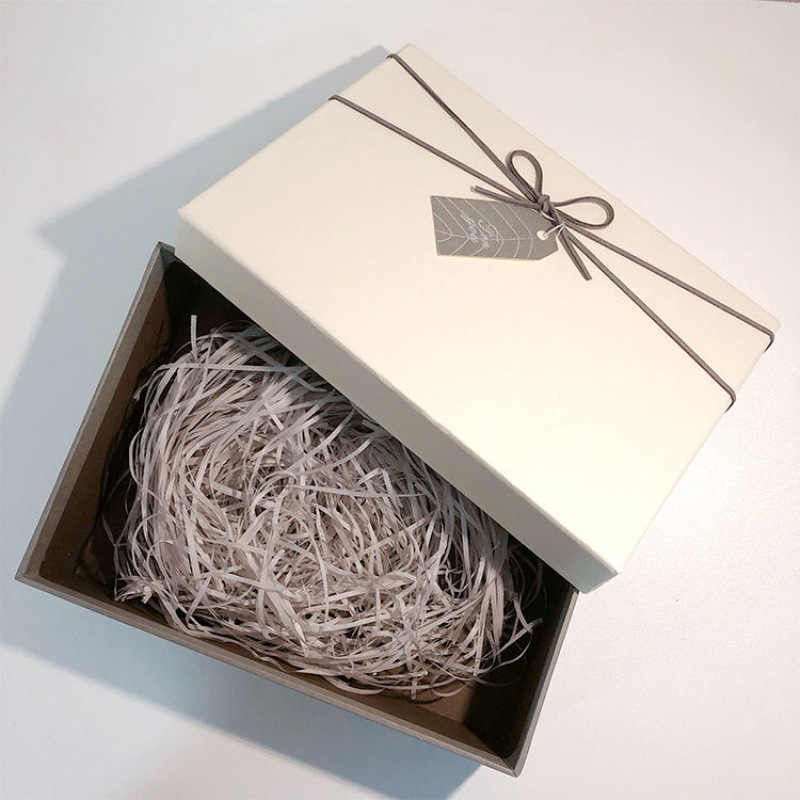Directly Supply Colorful Rigiding Craft Paper Gift Boxes for Men Women With Logo