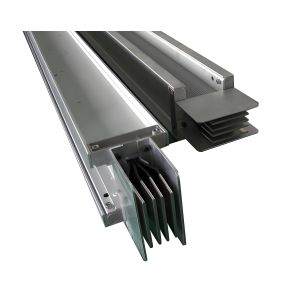 China Enclosed Plug In Busway Busbar General Electric Busway Box IP66 factory