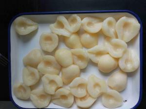 China Yellow Color Fruit Canned Pears Halves In Light Syrup 14-17% Brix factory