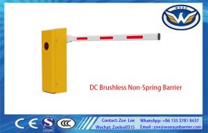 China DC Brushless Non-Spring Motor Barrier Gate With Folding Arm Boom Type 5 Million Times factory