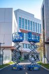 Reliable Versatile Hydraulic Lifting Platform 2.2kw Mobile Aerial Work Platform