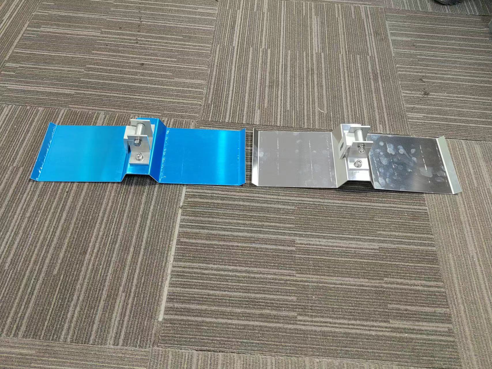 25-30 Years of Service Life Solar Railing Ballasted Roof Mounting System for Flat Roof
