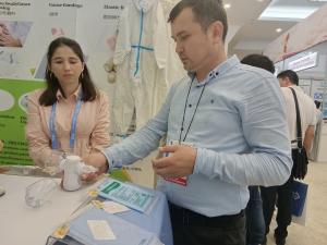 China Inhaler Type Aerosol Inhalation With Respiration Adult Nebulizer Machine factory