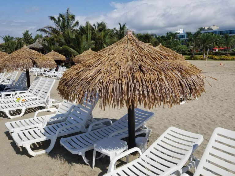 Thatched Gazebos / House / Cottage, Faux Synthetic Thatch for Roof / Roofing